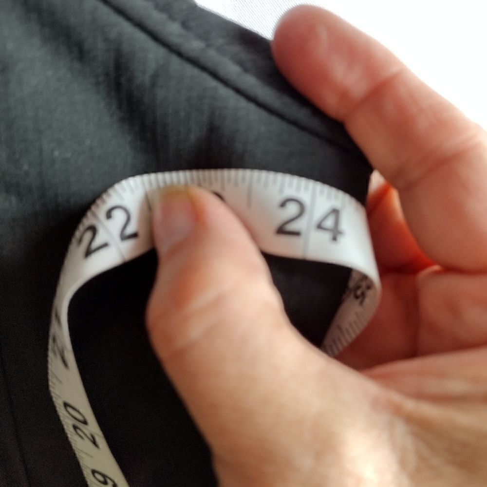 New Balance jacket - Picture 7 of 8